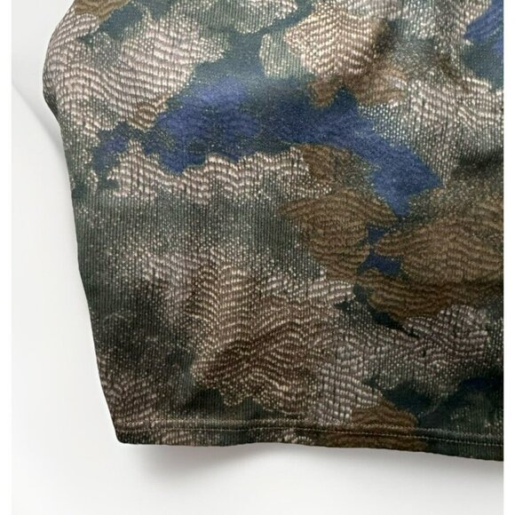 ATHLETA Conscious Crop Bra Size XS Soutien-Gorge Camouflage Green - Picture 3 of 5